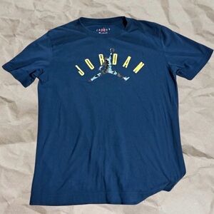Jordan Boys' XL "Flight MVP" Navy Graphic Tee Shirt